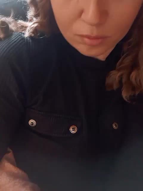 Lena-33 Adult Chat March 7, 2026