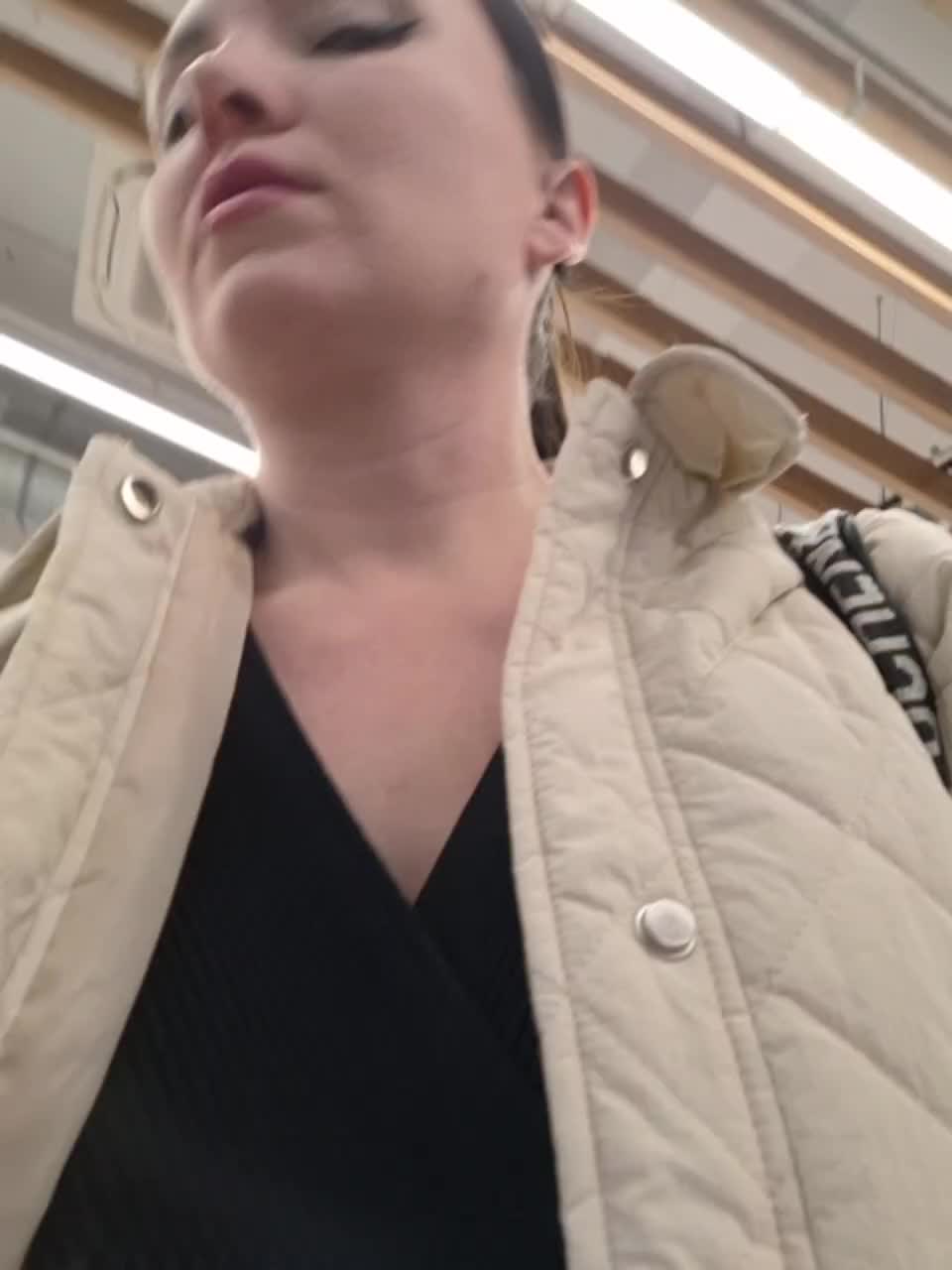 DIVORA Adult Chat March 7, 2026