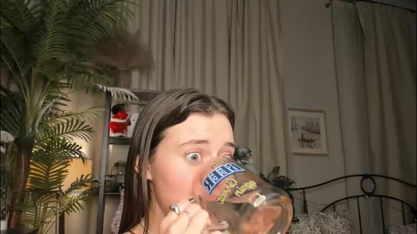 laura_mutti Adult Chat March 7, 2026