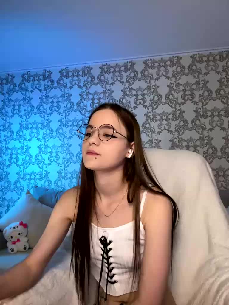 KikiSoHigh Adult Chat March 7, 2026