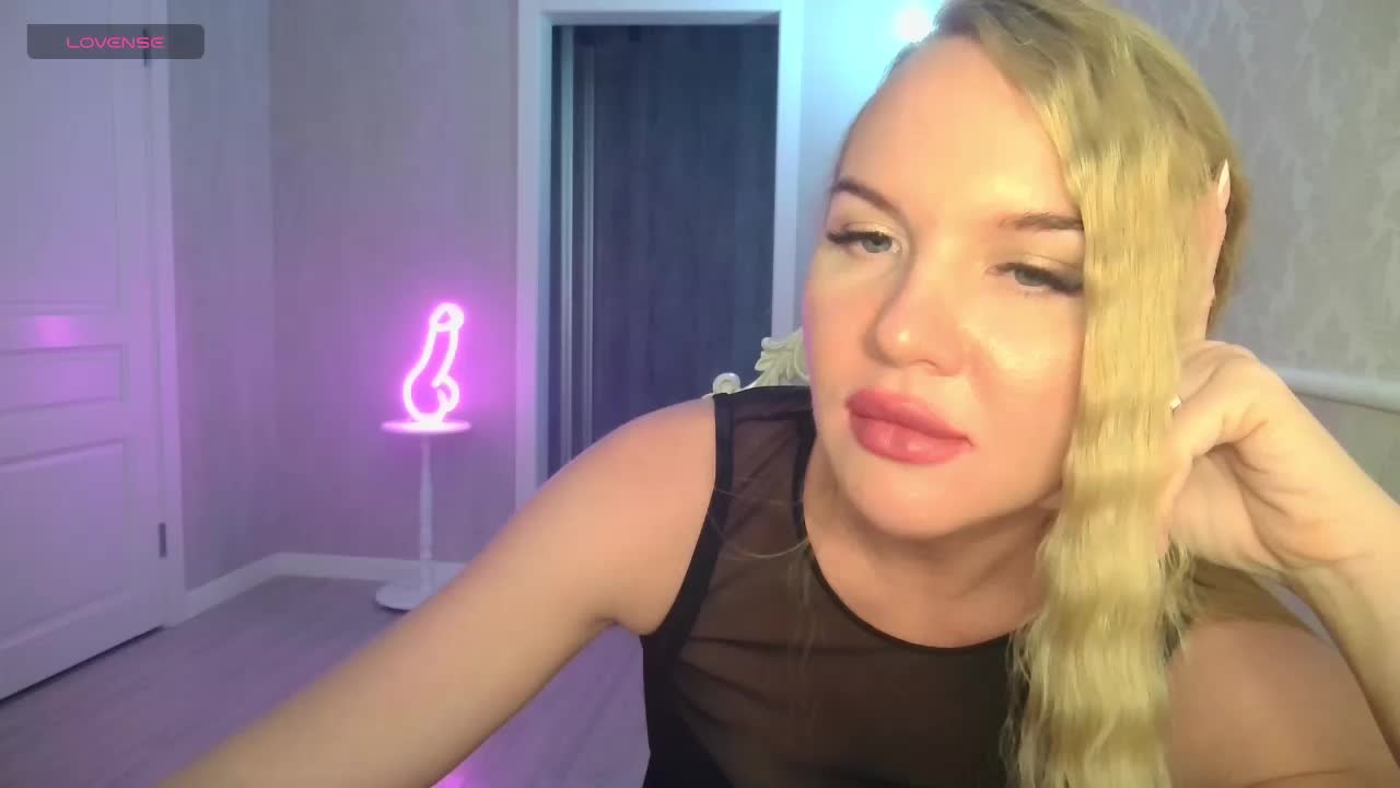 DOMINATRIX77 Adult Chat March 7, 2026