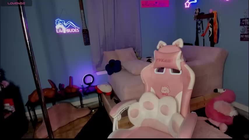 milli_moon Adult Chat March 8, 2026