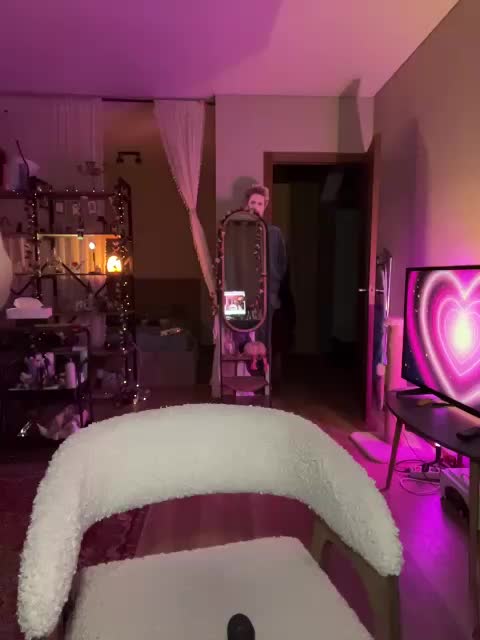 Mariiiiiii Adult Chat March 7, 2026