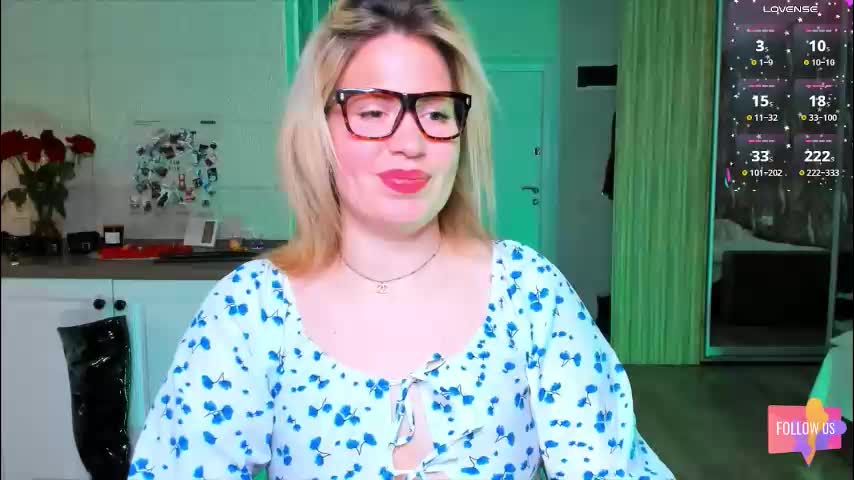 vip_juicy Adult Chat March 7, 2026