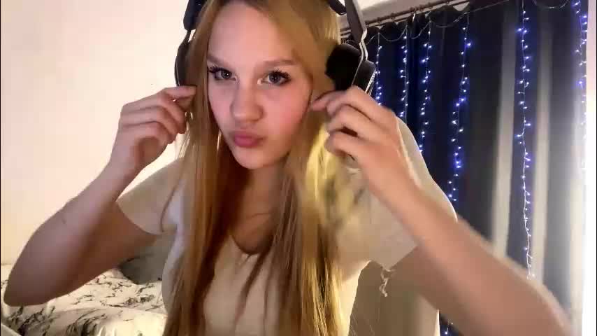 kayceefroehner Adult Chat March 8, 2026