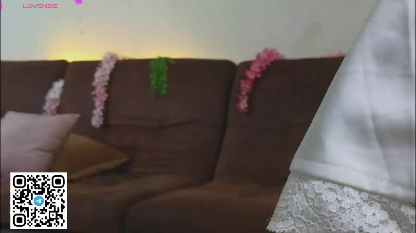 oliviabr0wn Adult Chat March 8, 2026