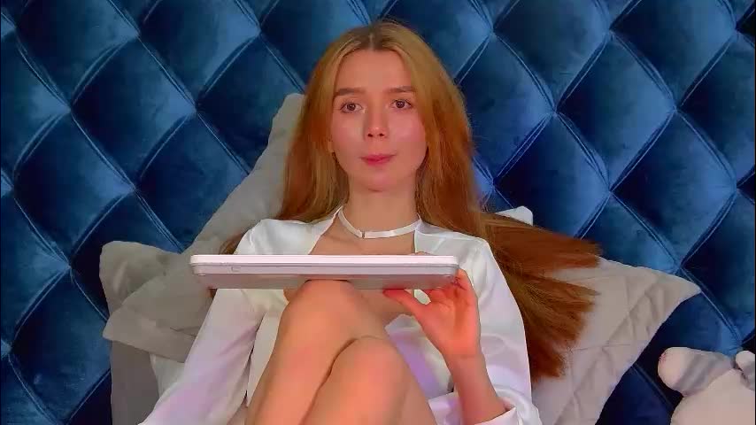 vanessavienne Adult Chat March 8, 2026