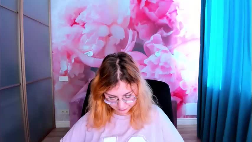 angelinalow Adult Chat March 8, 2026