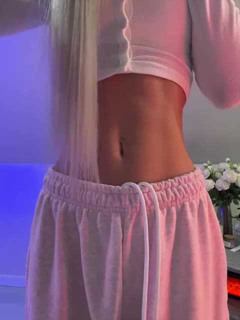 PauLiiine Adult Chat March 8, 2026