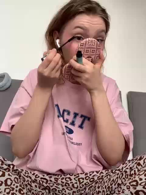 -Nezukoo- Adult Chat March 8, 2026