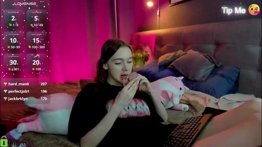 jessiexxiv Adult Chat March 8, 2026