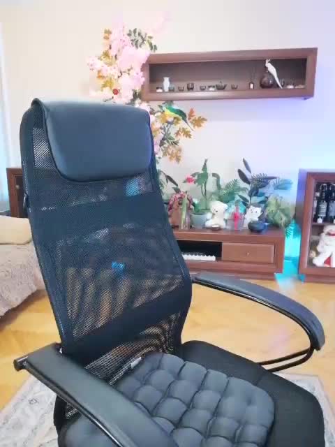 JuliaHesperaks Adult Chat March 8, 2026