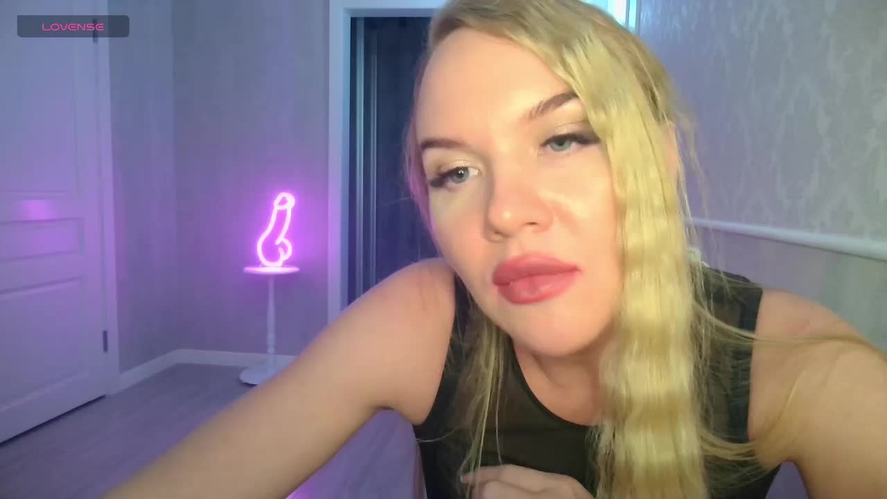 DOMINATRIX77 Adult Chat March 8, 2026