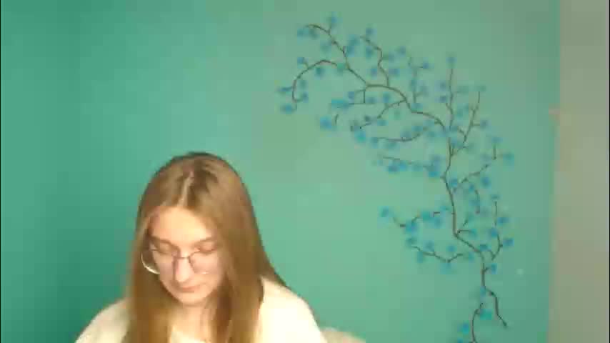 queen_amelie Adult Chat March 8, 2026