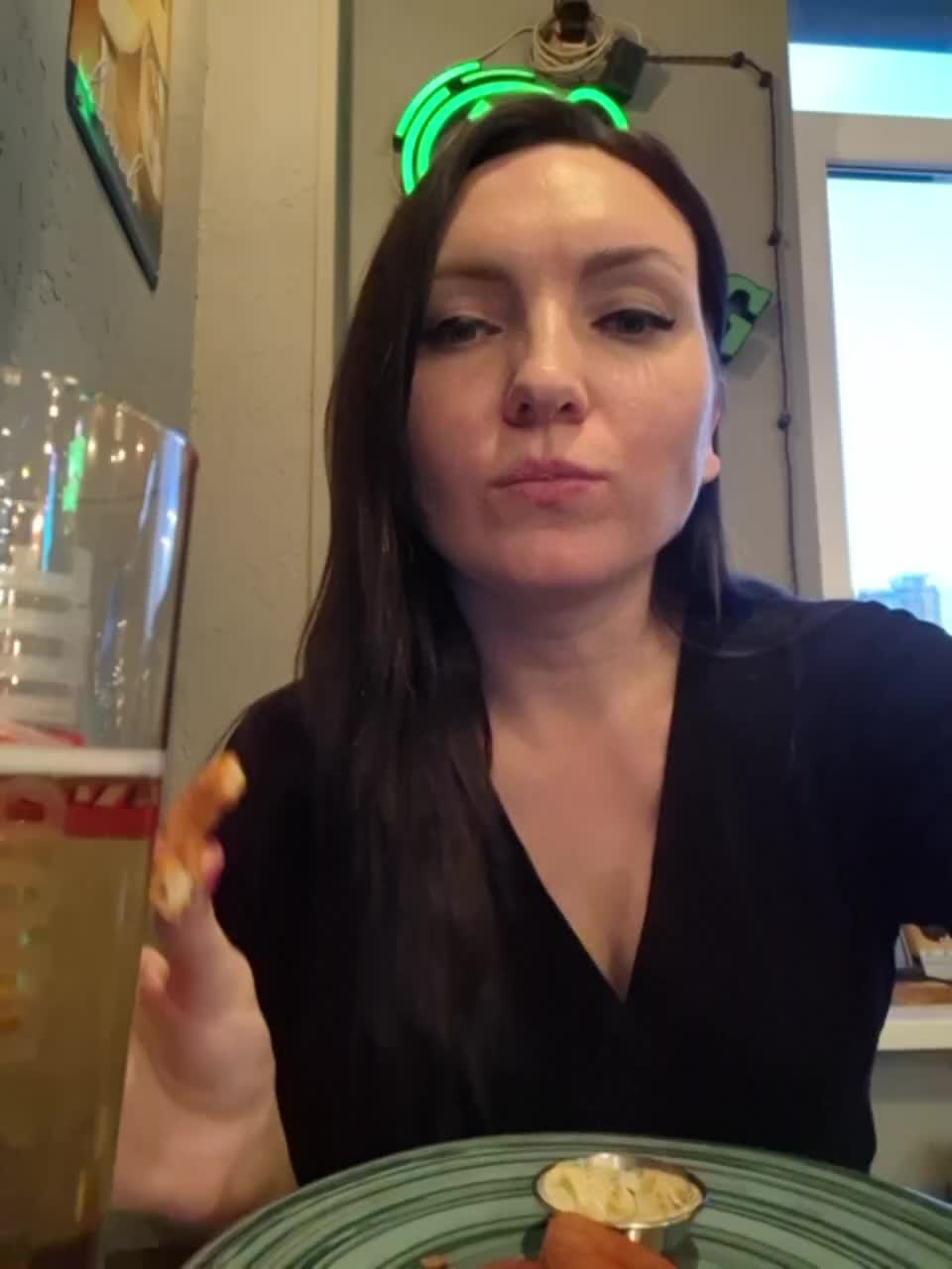 DIVORA Adult Chat March 8, 2026