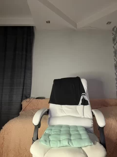 Eva-Bella Adult Chat March 8, 2026