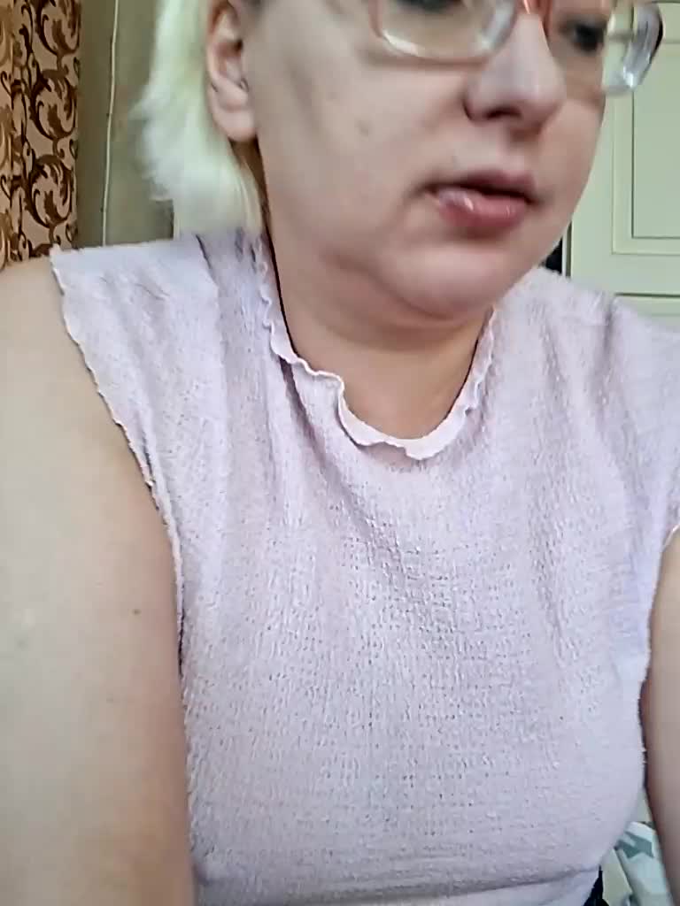 Vika211 Adult Chat March 9, 2026