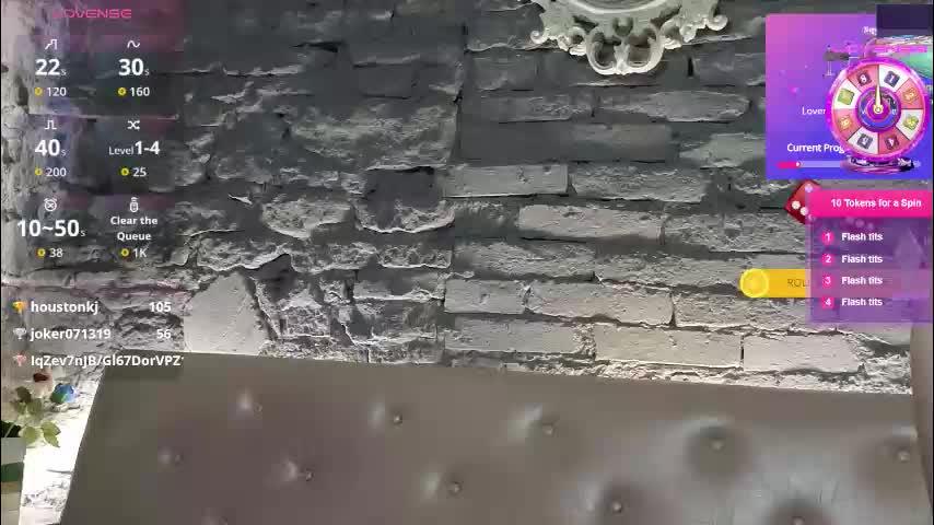 vixvixenn Adult Chat March 9, 2026