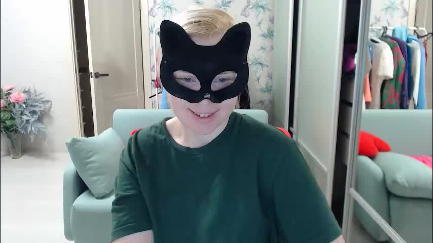 emily_york18 Adult Chat March 8, 2026