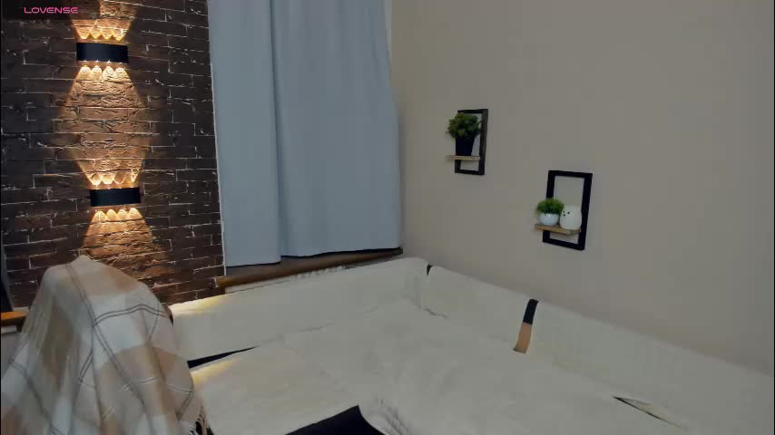 wine_on_lips Adult Chat March 8, 2026