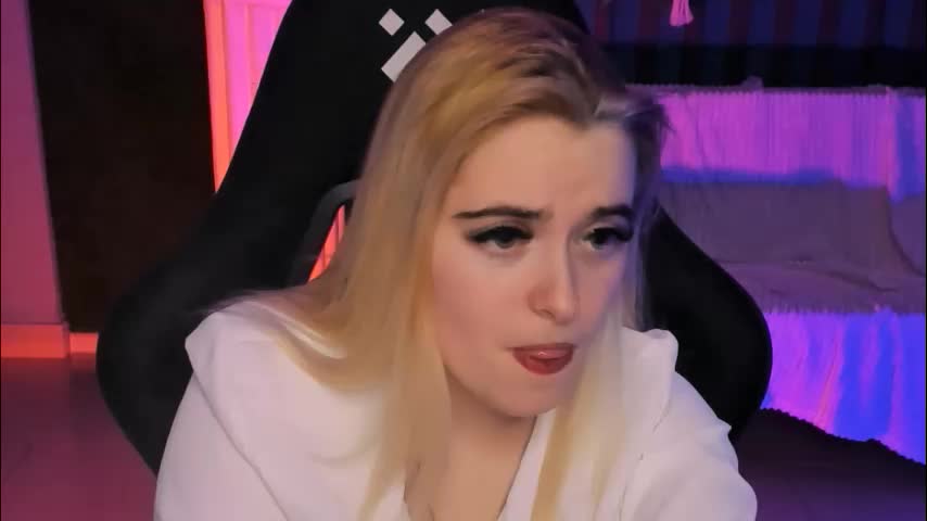 stef_nicks Adult Chat March 8, 2026