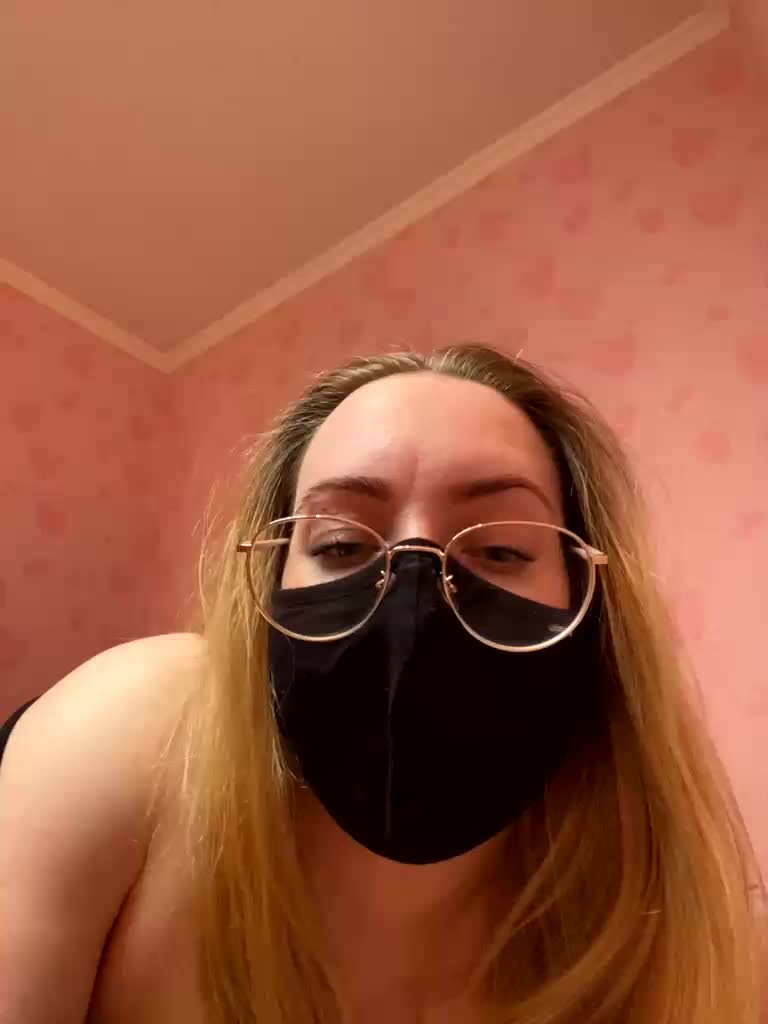 Donut-red Adult Chat March 9, 2026