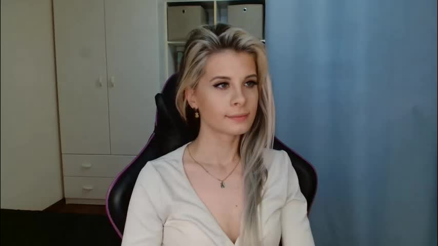 kristineamore Adult Chat March 9, 2026