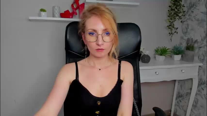 cinderellamoon Adult Chat March 9, 2026