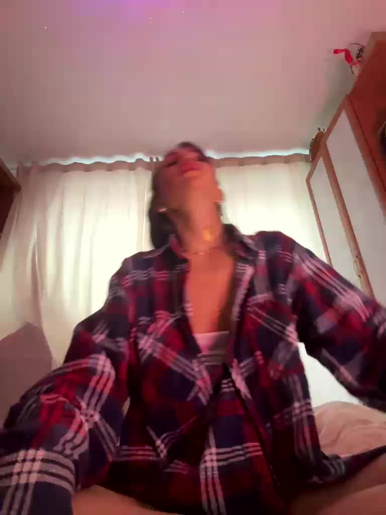 VIP17CoupleDream Adult Chat March 9, 2026