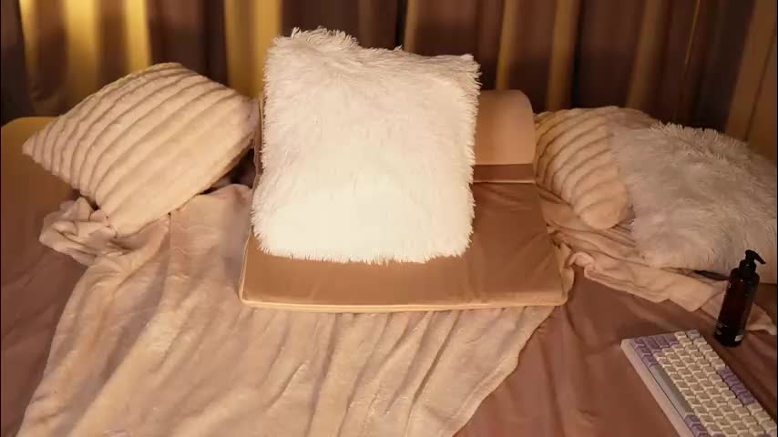 cyberoneee Adult Chat March 9, 2026