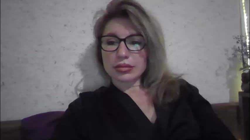 fox_red_lady7 Adult Chat March 9, 2026