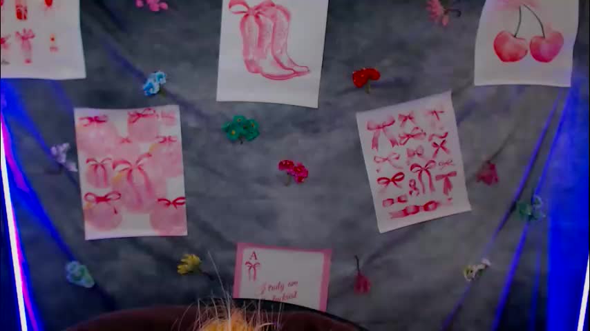 _mademoiselle_e Adult Chat March 9, 2026