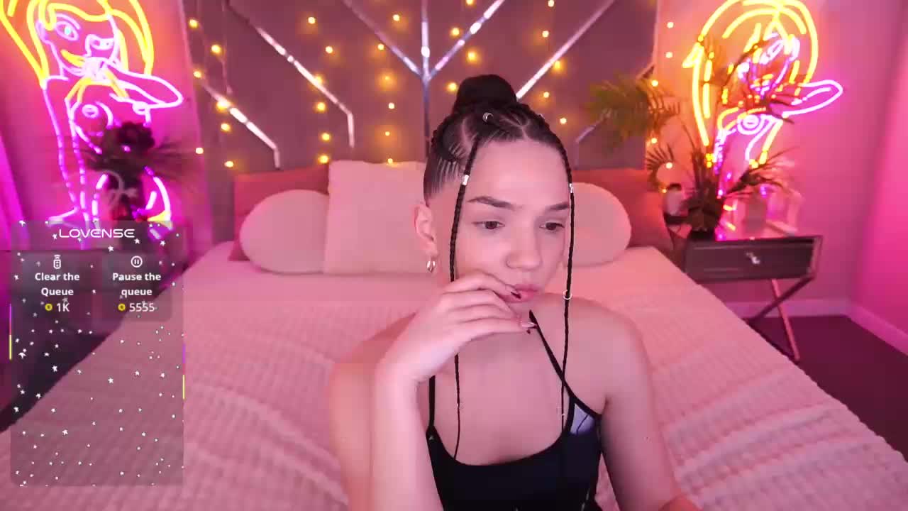 MirielleNymph Adult Chat March 10, 2026