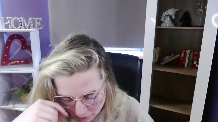 blackrosezoey Adult Chat March 10, 2026