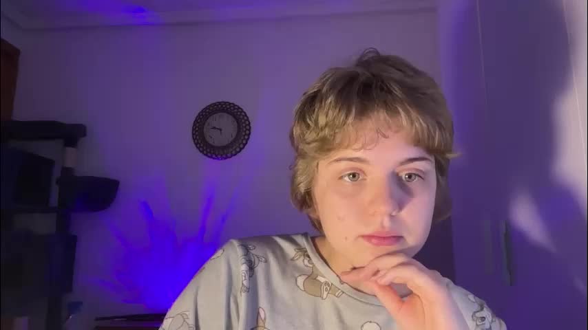 ari_crystal Adult Chat March 10, 2026