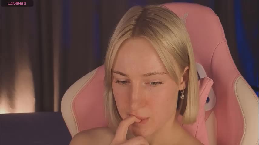 brilliantmichelle Adult Chat March 10, 2026