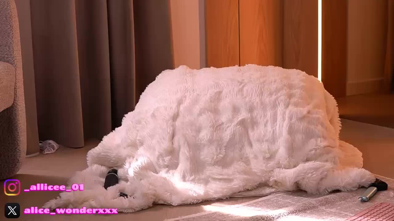 VanesaSimon Adult Chat March 10, 2026