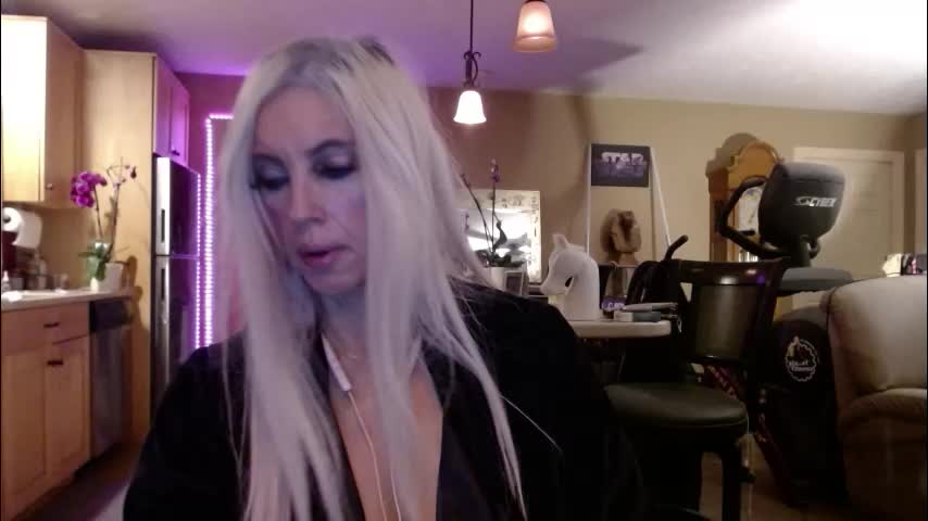 danikawhite69 Adult Chat March 10, 2026