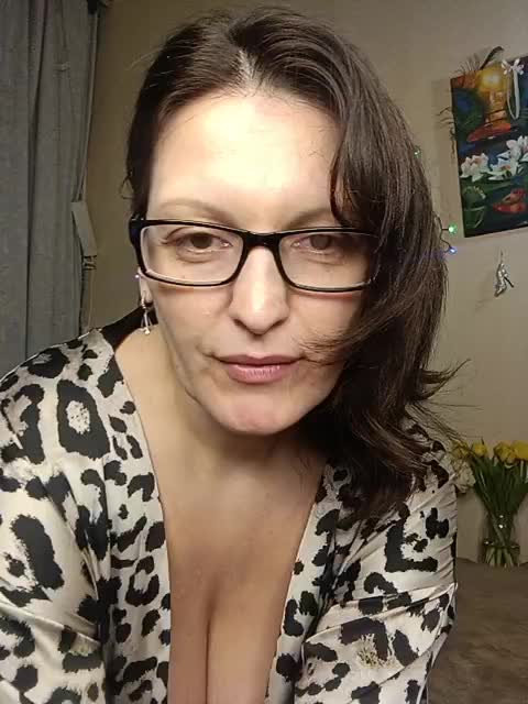 JUICY-JU Adult Chat March 10, 2026