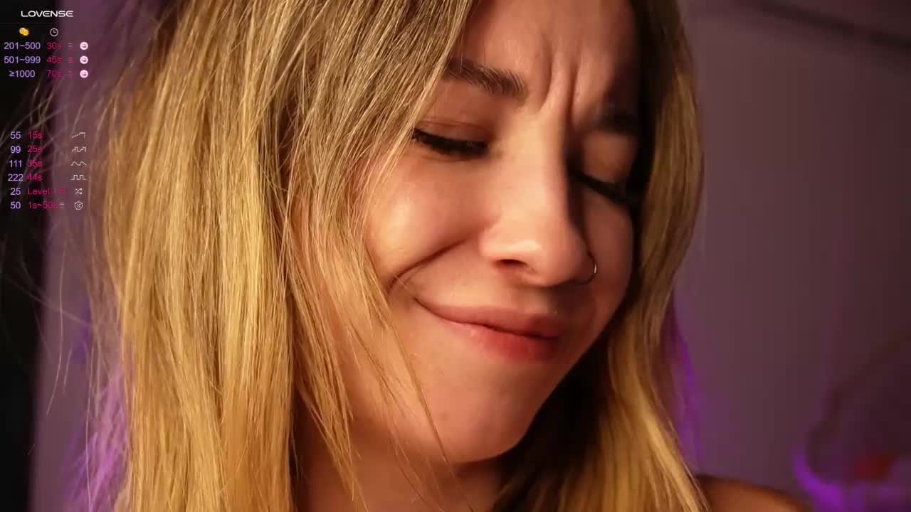 emely1benz Adult Chat March 11, 2026