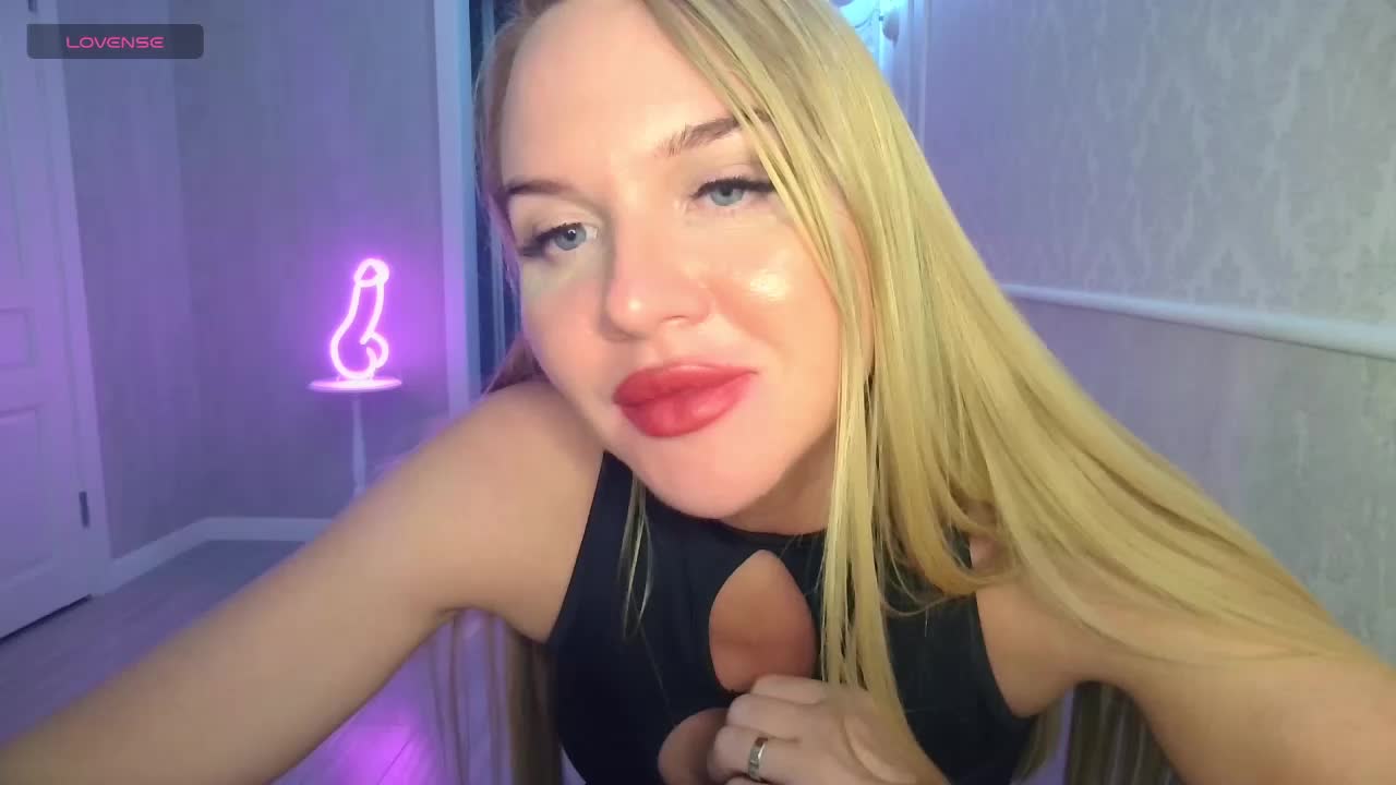 DOMINATRIX77 Adult Chat March 10, 2026