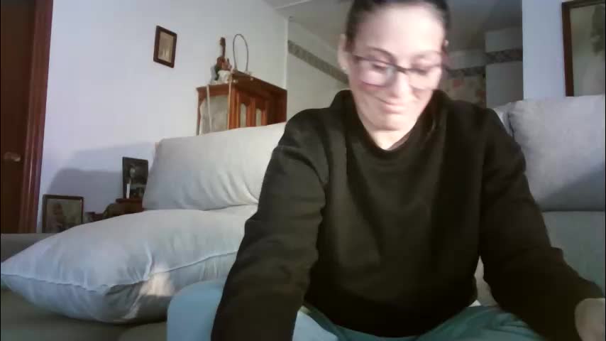 lolahueso Adult Chat March 11, 2026