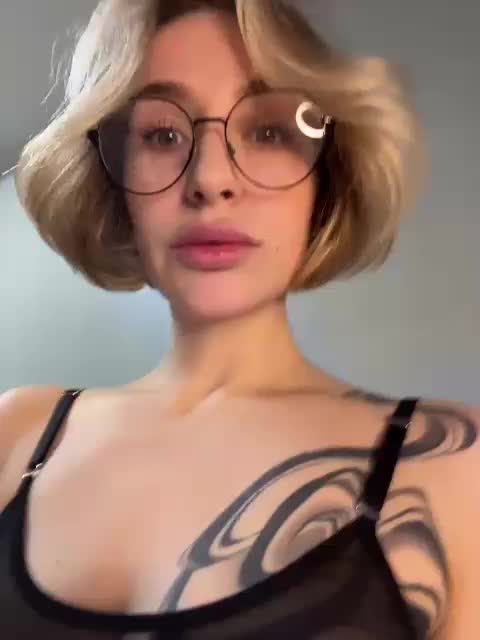 QueenKing Adult Chat March 11, 2026