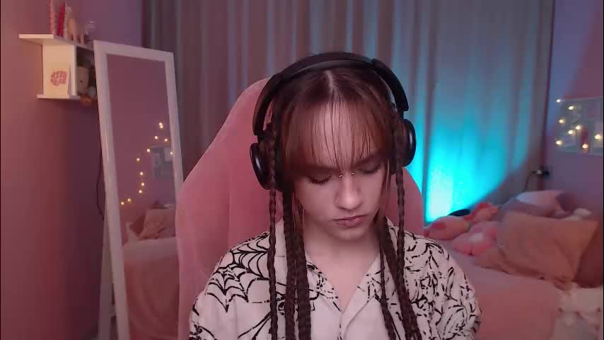 jamie_chung Adult Chat March 11, 2026