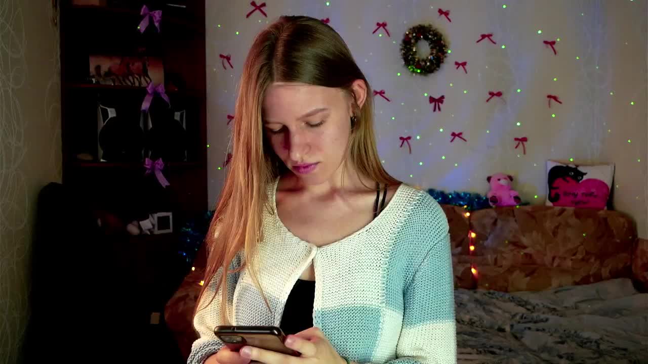 Lunariaaa Adult Chat March 11, 2026