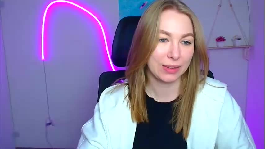 emilia_ilia Adult Chat March 11, 2026