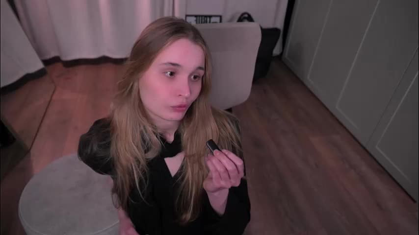 lisa_schiele Adult Chat March 11, 2026