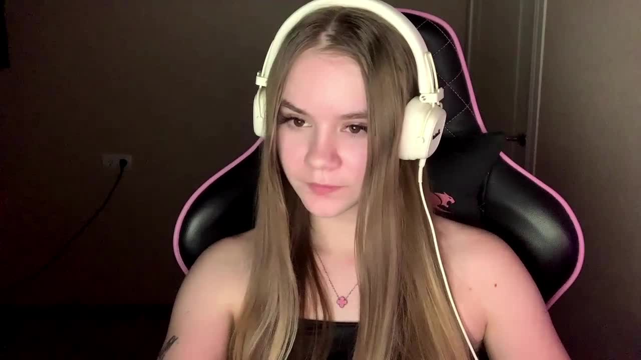 AgnesShyy Adult Chat March 11, 2026