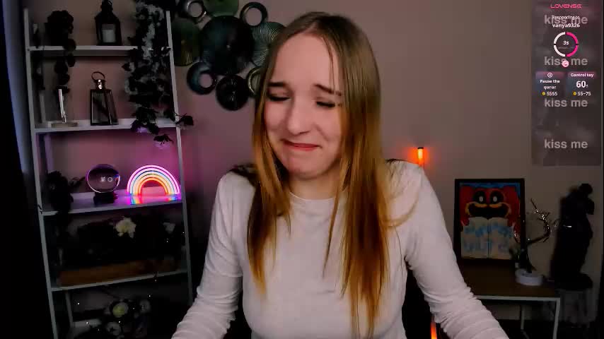 rebecca_smile_ Adult Chat March 12, 2026