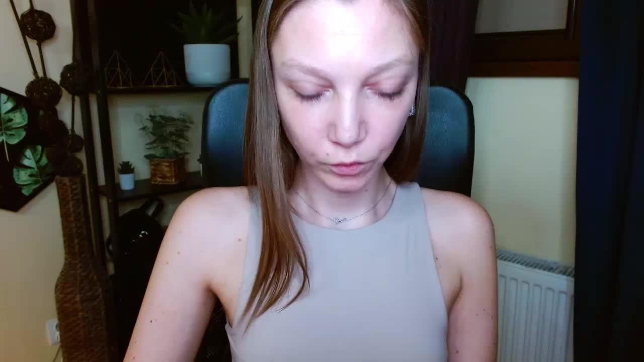 EmillyExtasy Adult Chat March 11, 2026